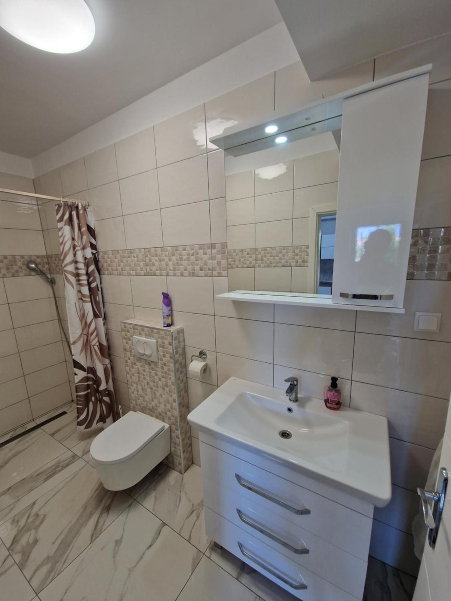 Sunce Apartment Vrbnik Exterior foto